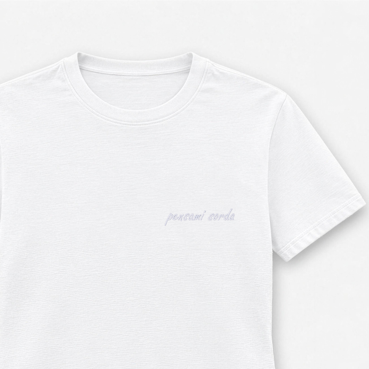 T-shirt Donna "pensami sorda" - Ricamo lato cuore