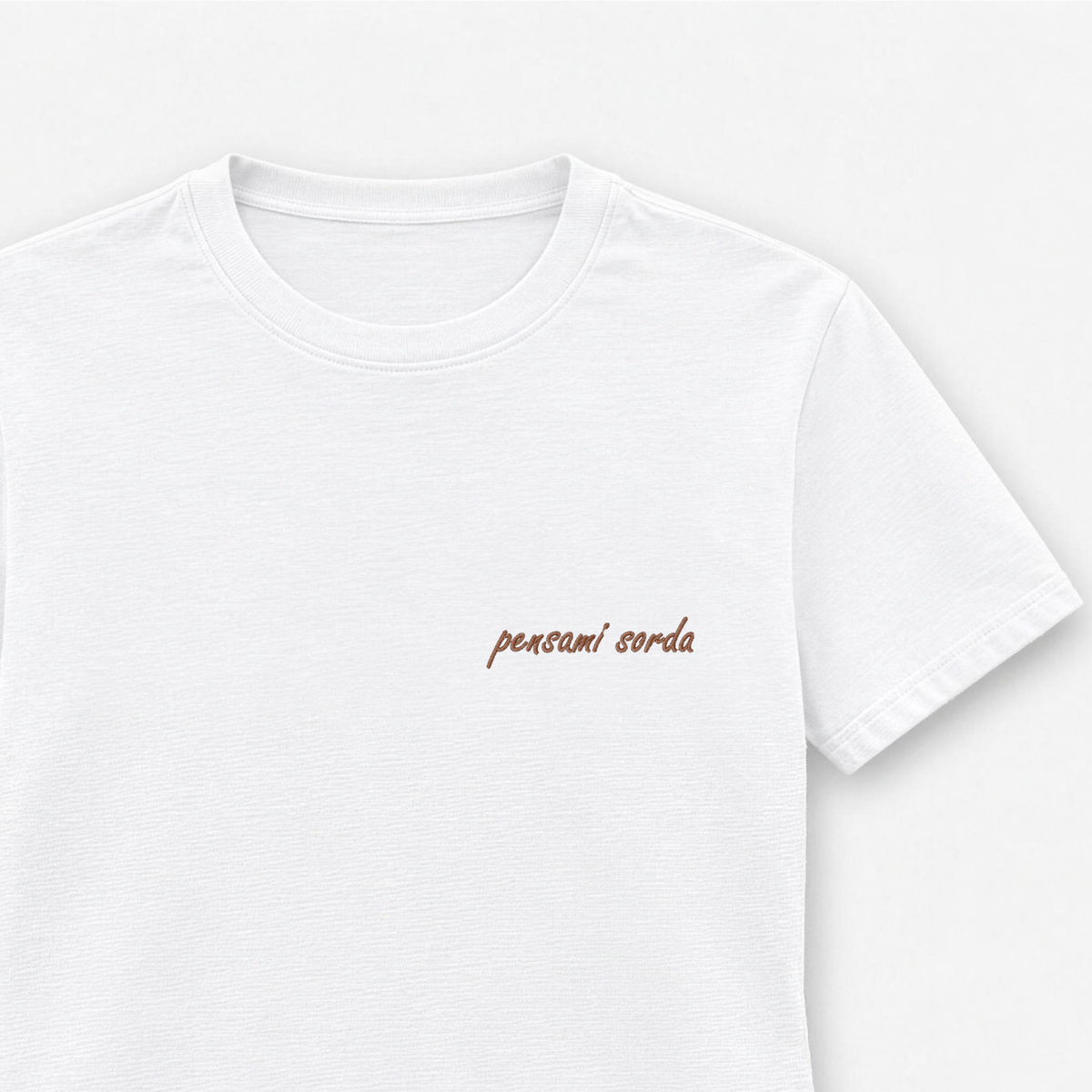 T-shirt Donna "pensami sorda" - Ricamo lato cuore