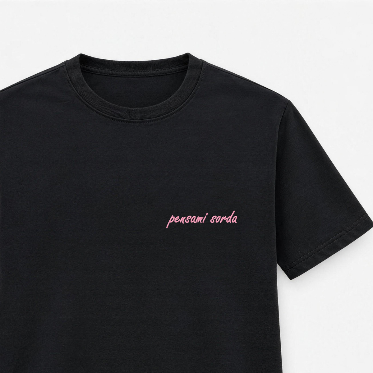 T-shirt Donna "pensami sorda" - Ricamo lato cuore
