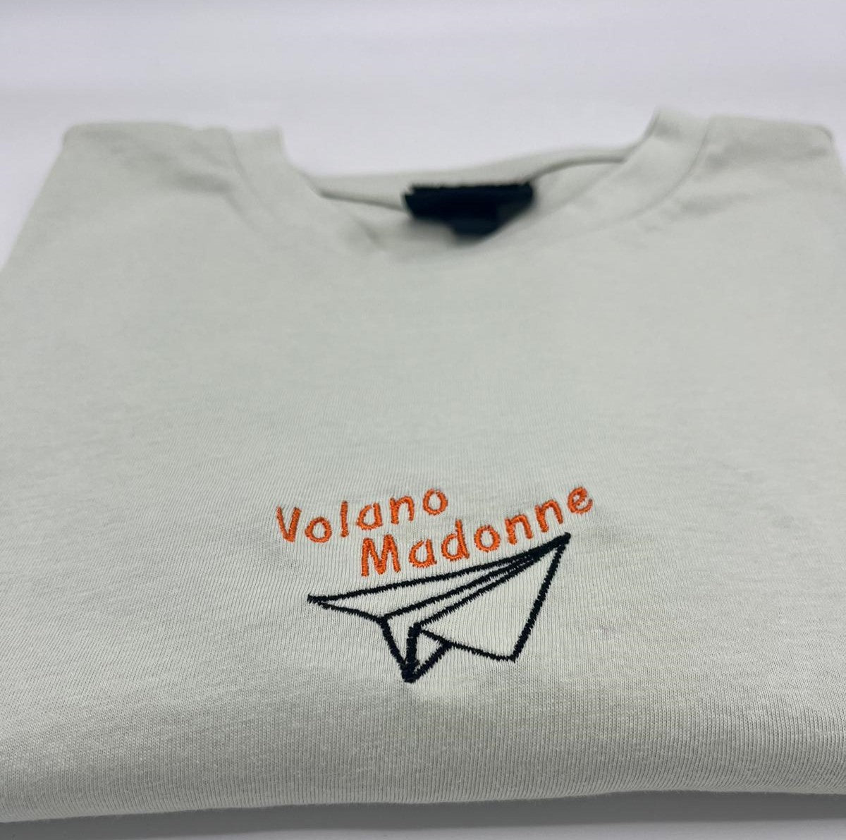T-shirt Uomo Ricamata "Volano Mado**e"