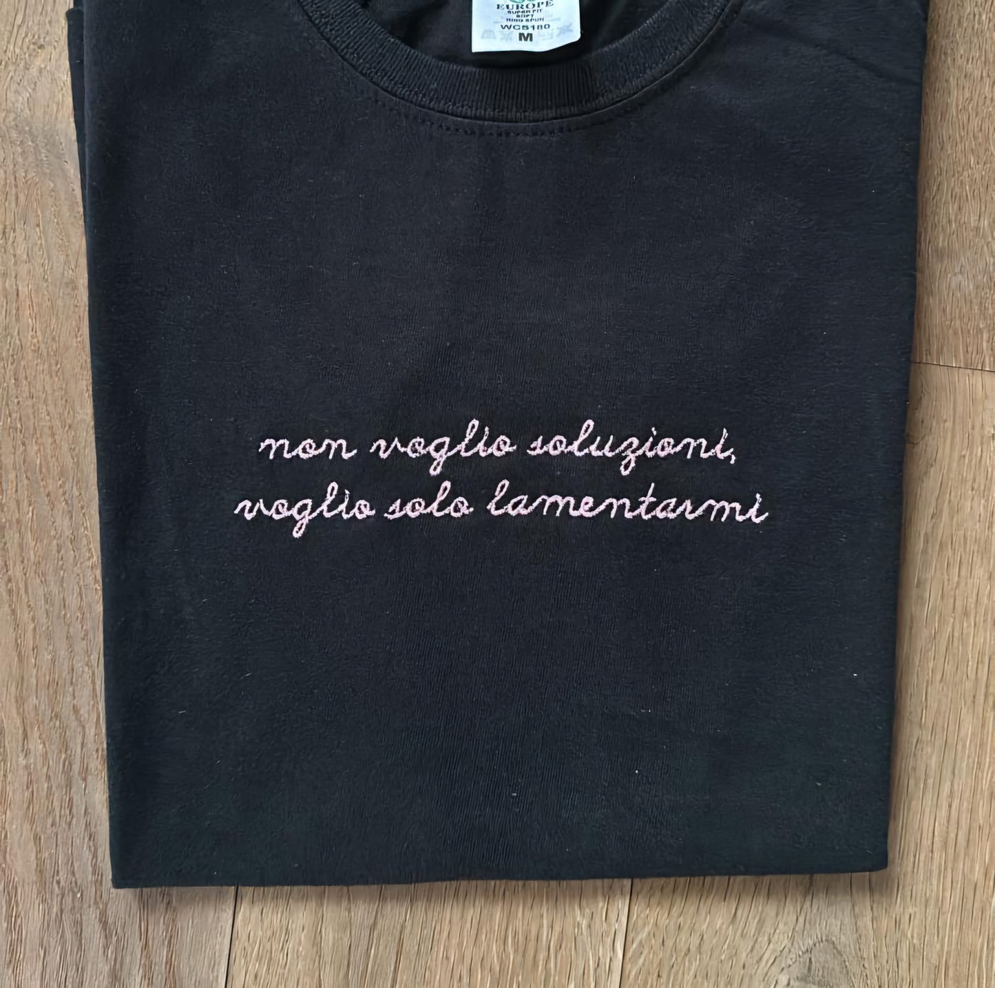 T-shirt Donna Ricamata " Non voglio soluzioni, voglio solo lamentarmi "