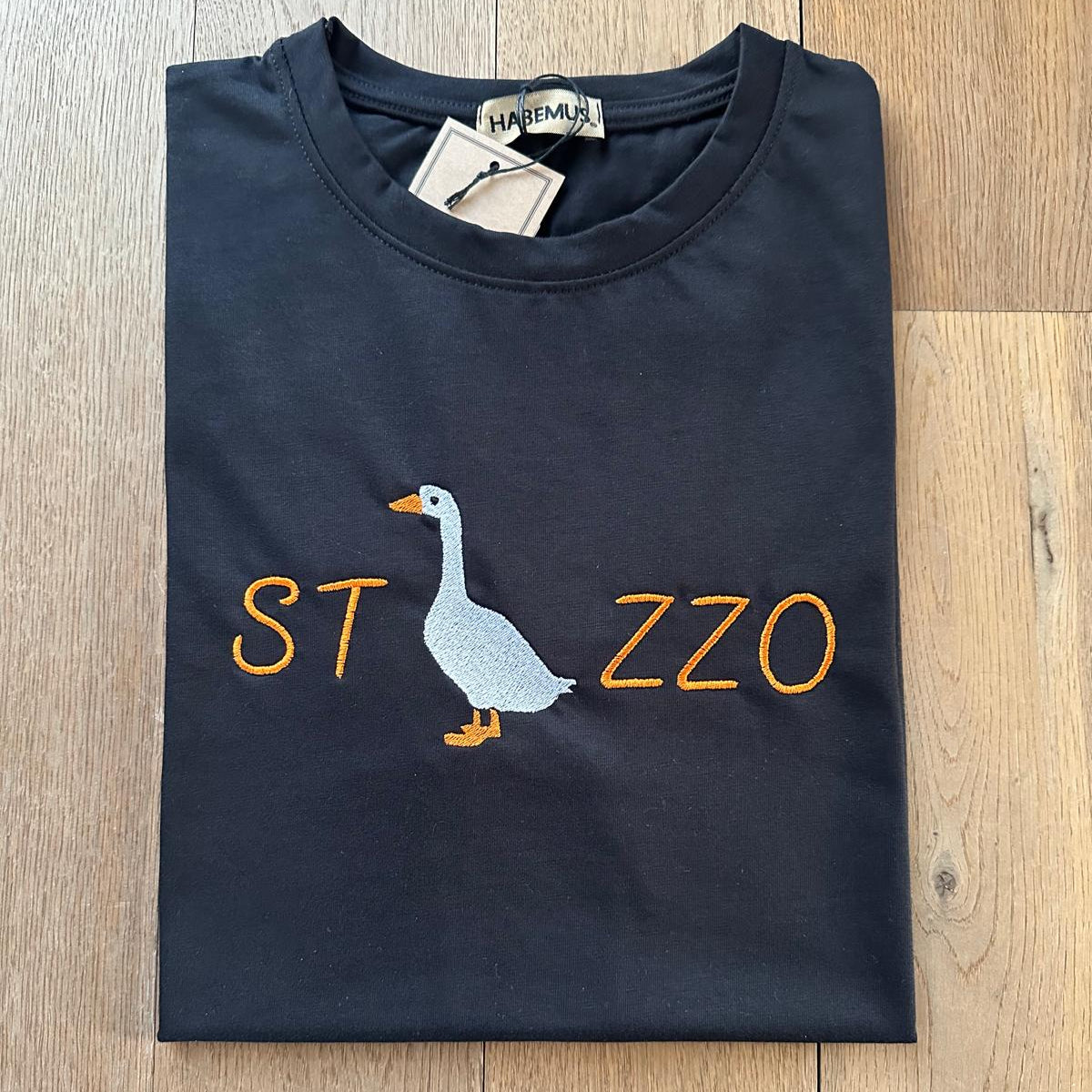 T-shirt uomo "STO CAZZO" – Ricamo centrale