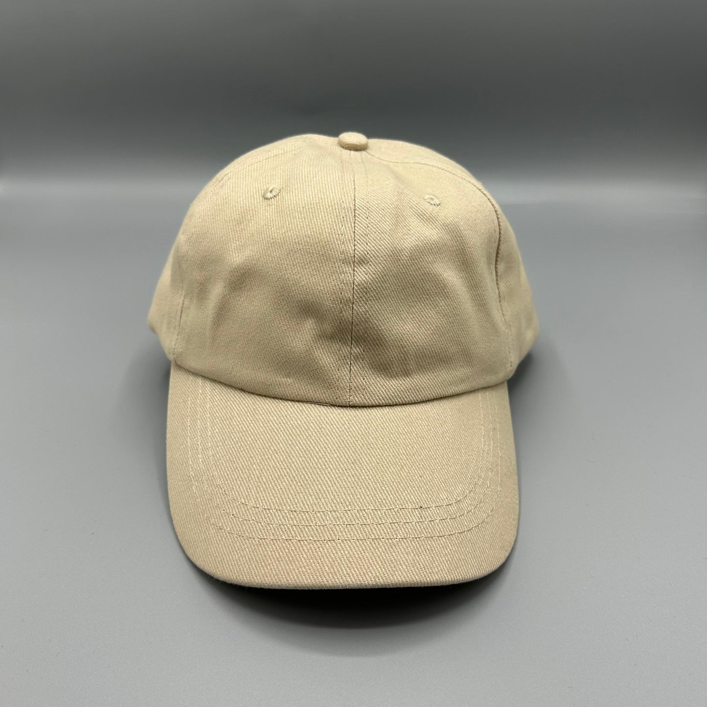 Cappellino "Out of Office" – Ricamato e personalizzabile