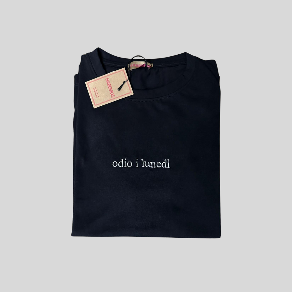 T-shirt Donna Ricamata " odio i lunedì "