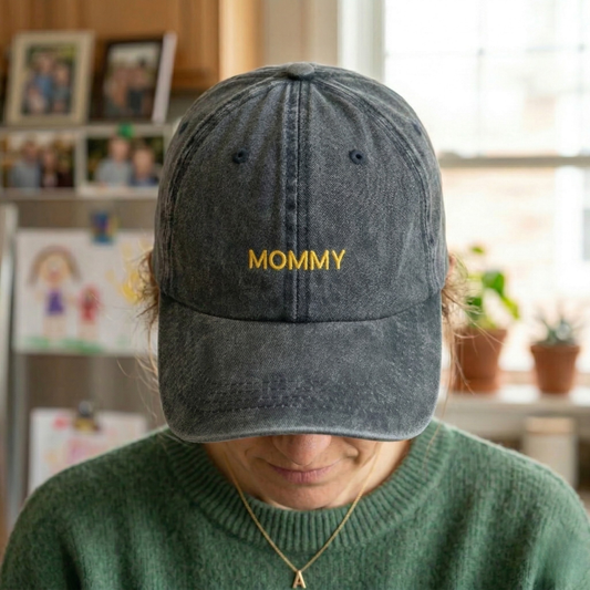 Cappellino Vintage " MOMMY" Ricamato