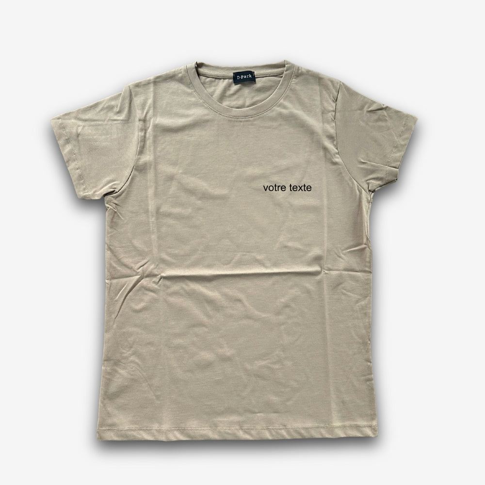 T-shirt femme personnalisée avec broderie centrée ou côté cœur