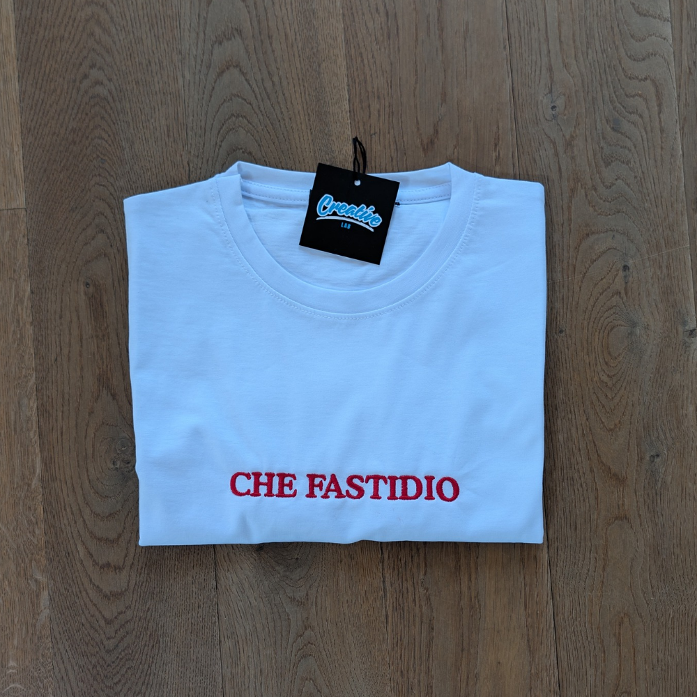 T-shirt Donna "Che Fastidio" – Ricamo Centrale